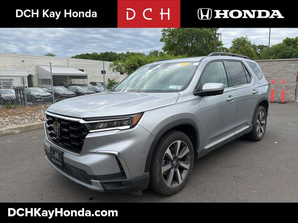 used 2023 Honda Pilot car, priced at $42,489