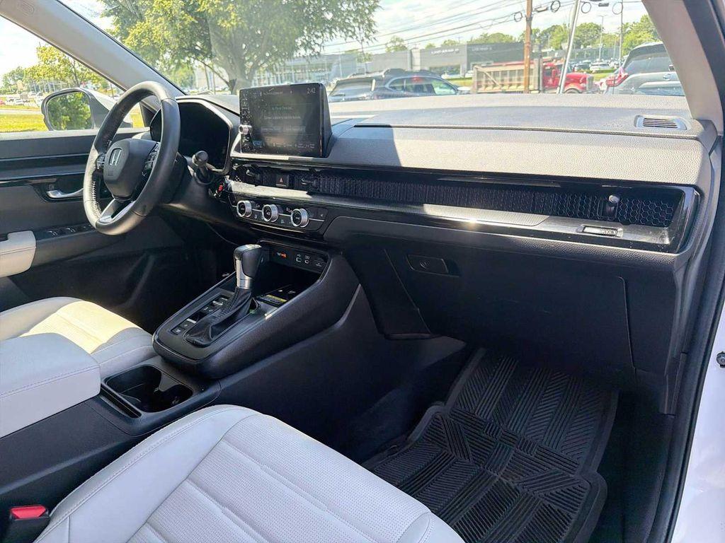 used 2023 Honda CR-V car, priced at $31,389