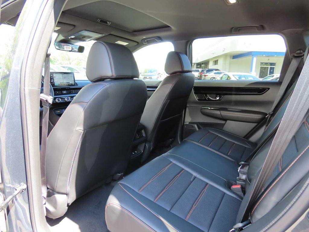 new 2026 Honda CR-V Hybrid car, priced at $44,000