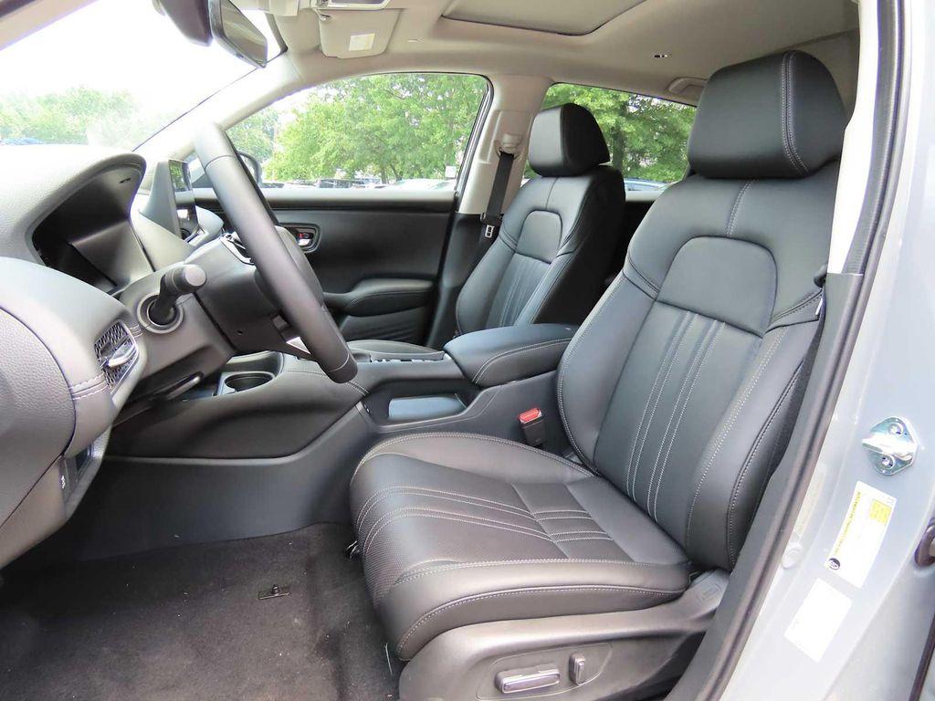new 2026 Honda HR-V car, priced at $31,923