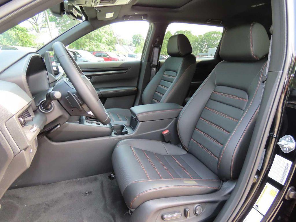 new 2026 Honda CR-V Hybrid car, priced at $39,653