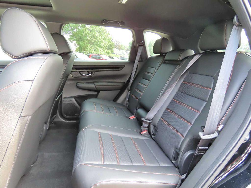 new 2026 Honda CR-V Hybrid car, priced at $39,653