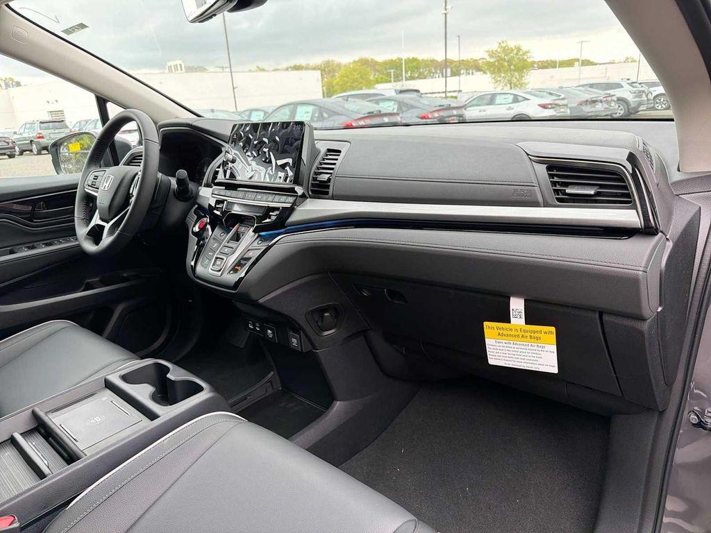 new 2026 Honda Odyssey car, priced at $49,989
