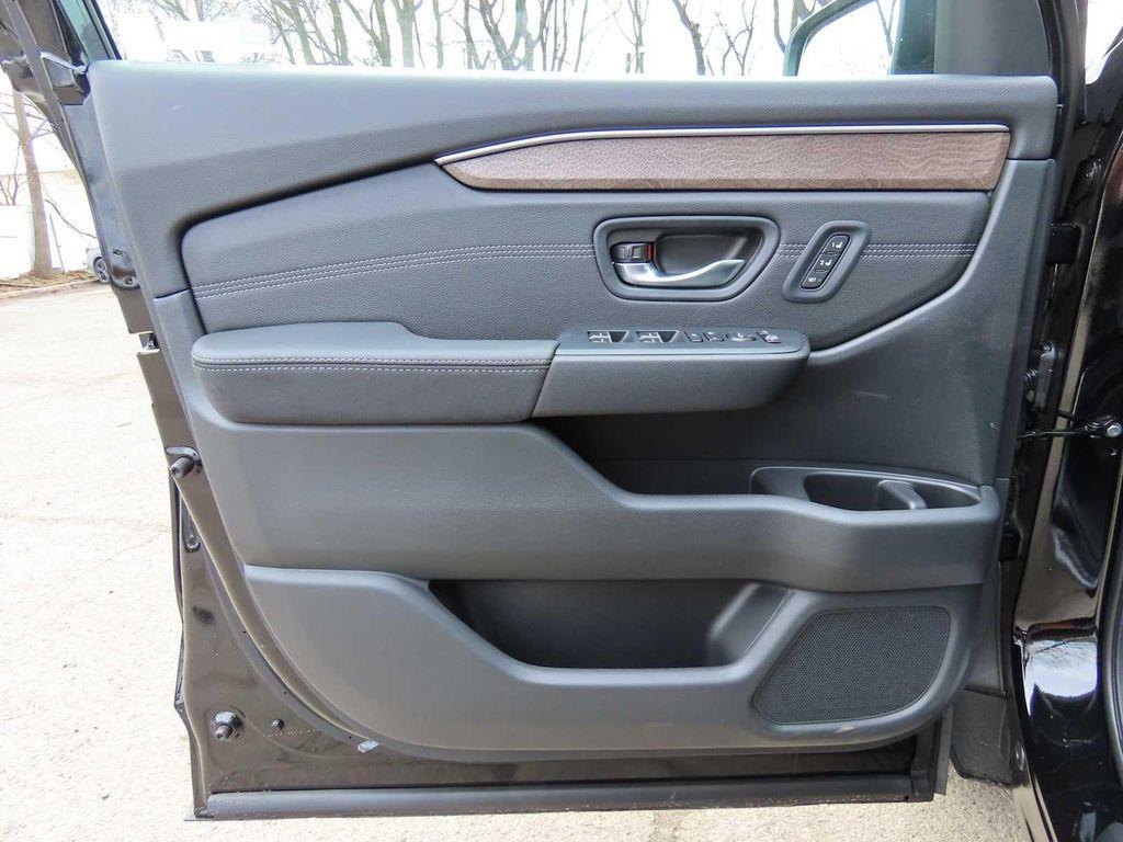 new 2026 Honda Pilot car, priced at $54,990