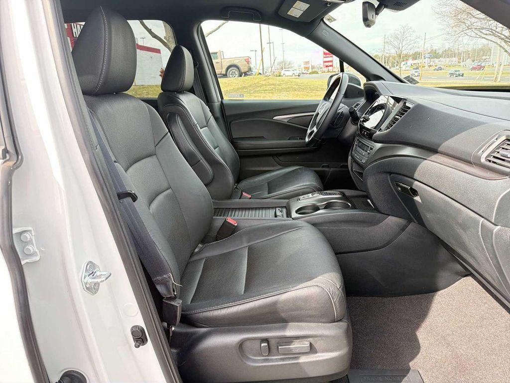 used 2023 Honda Passport car, priced at $28,490