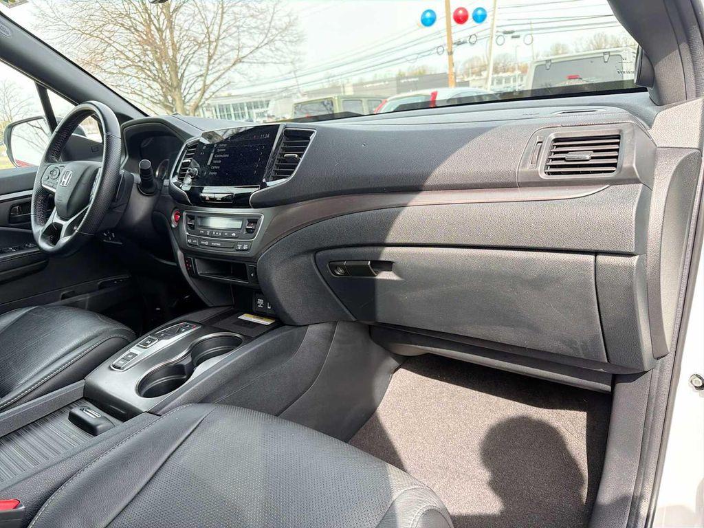 used 2023 Honda Passport car, priced at $28,490