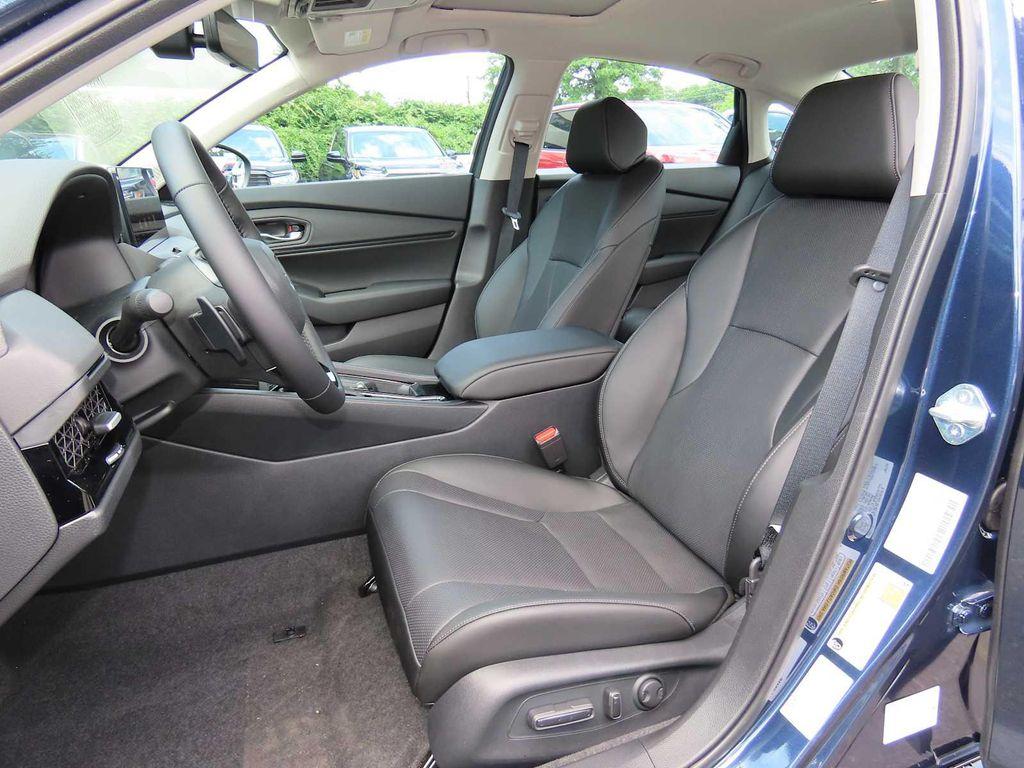 new 2025 Honda Accord Hybrid car, priced at $32,991