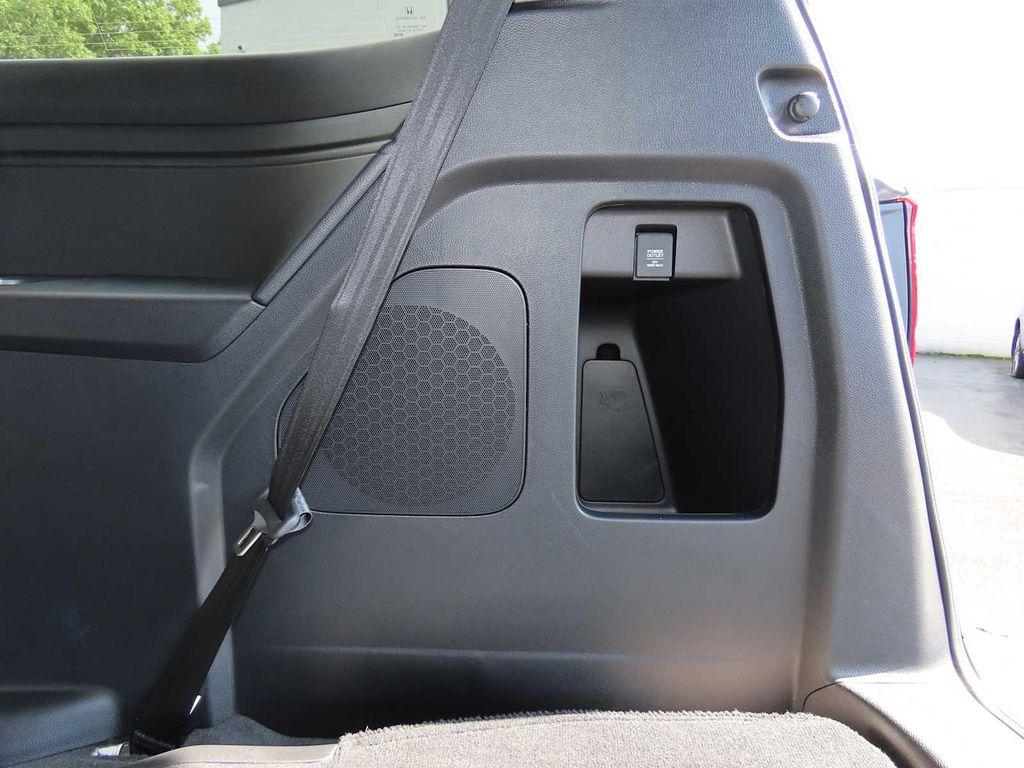 new 2026 Honda Odyssey car, priced at $43,998