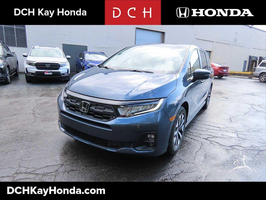 new 2026 Honda Odyssey car, priced at $43,998