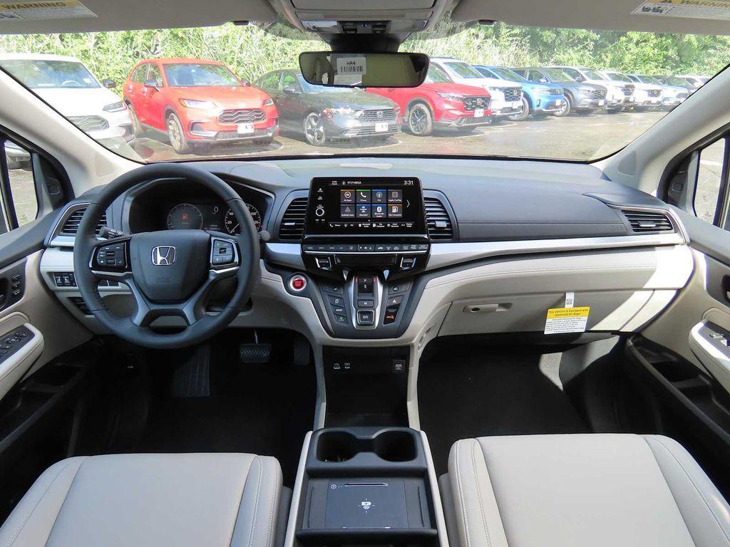 new 2026 Honda Odyssey car, priced at $43,998