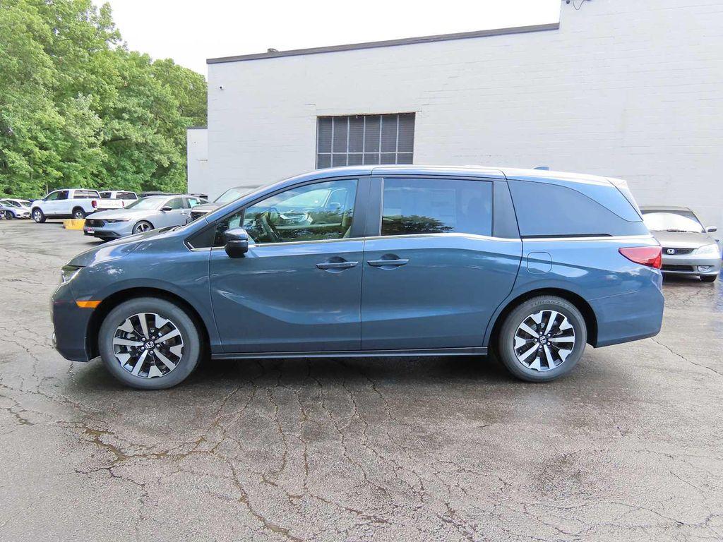new 2026 Honda Odyssey car, priced at $43,998