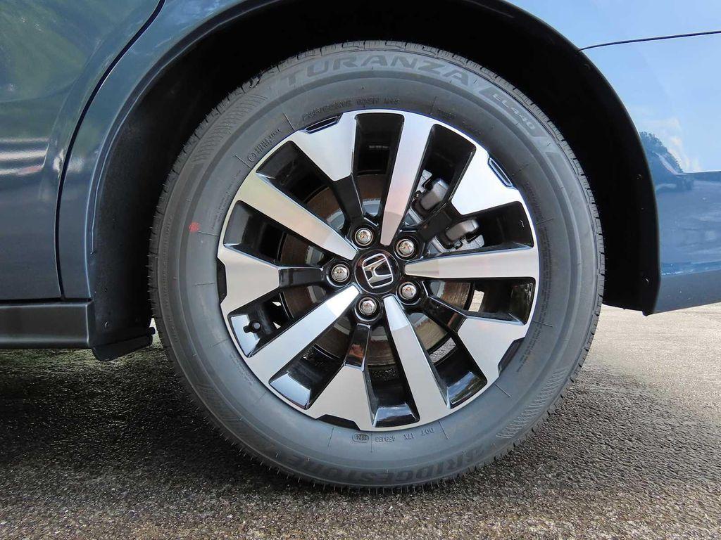 new 2026 Honda Odyssey car, priced at $43,998