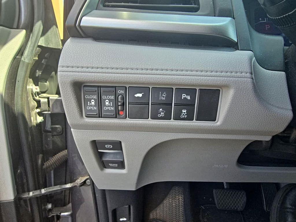 used 2018 Honda Odyssey car, priced at $17,488