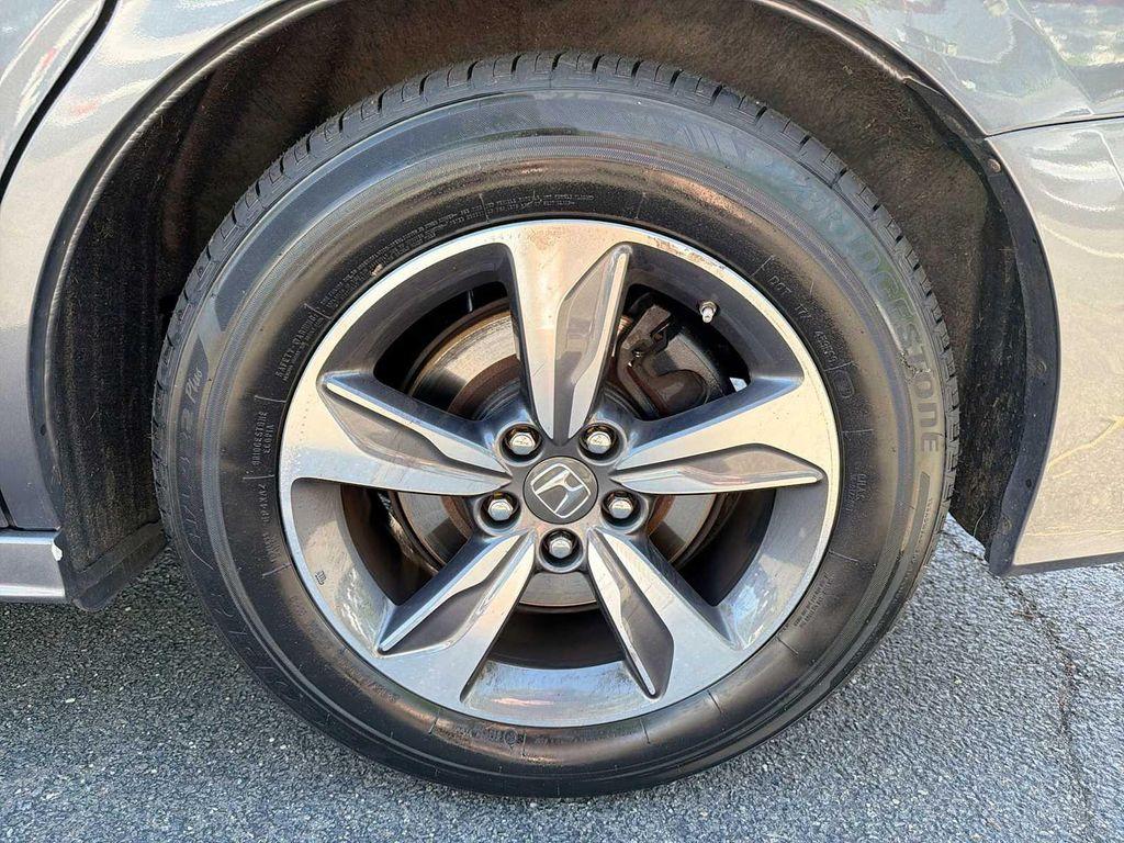used 2018 Honda Odyssey car, priced at $16,289