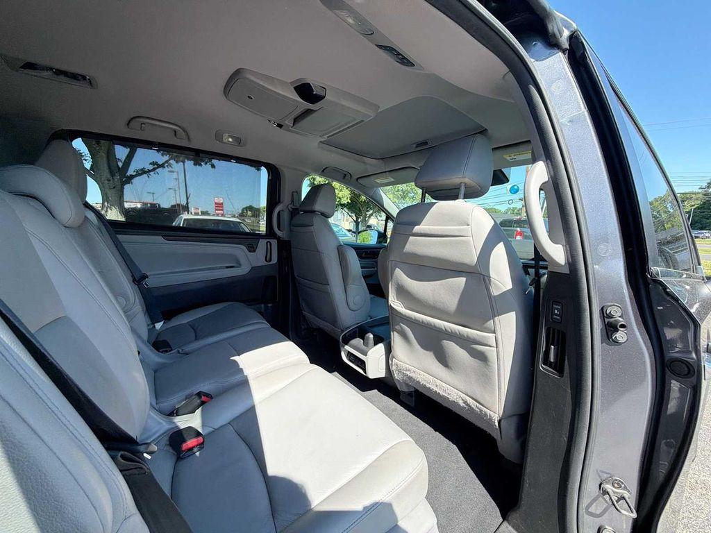 used 2018 Honda Odyssey car, priced at $16,289