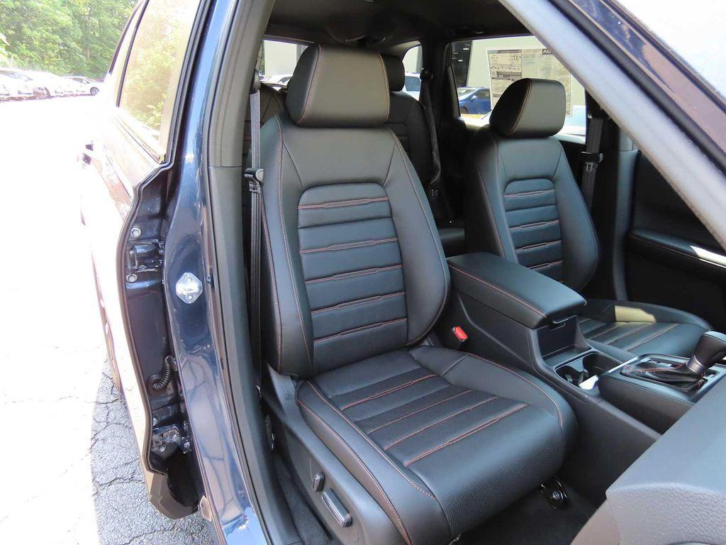 new 2026 Honda CR-V Hybrid car, priced at $39,653