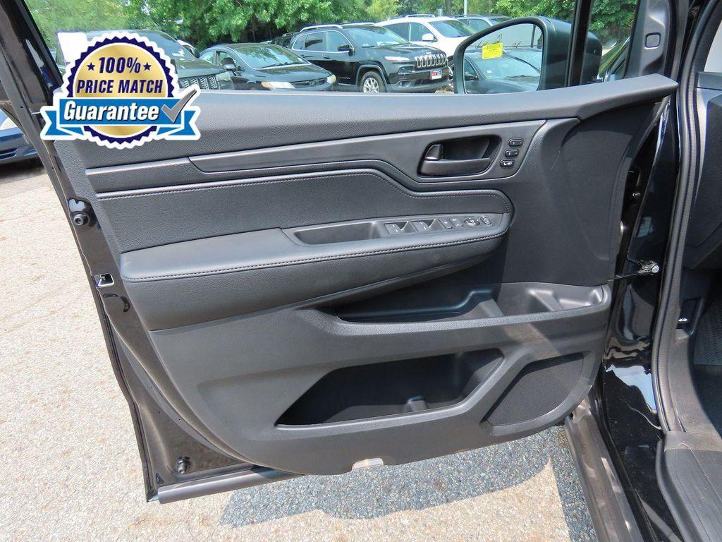 new 2026 Honda Odyssey car, priced at $42,999