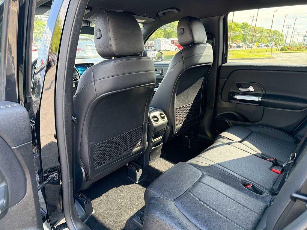 used 2021 Mercedes-Benz GLB 250 car, priced at $23,988