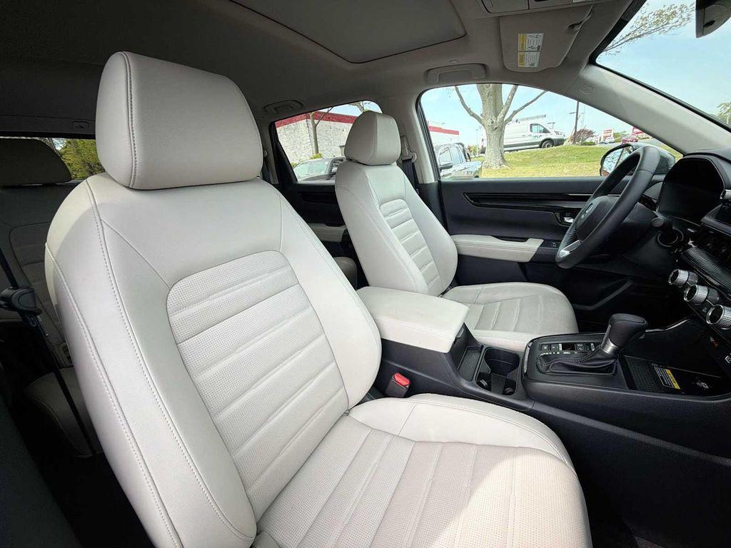 used 2024 Honda CR-V car, priced at $33,688