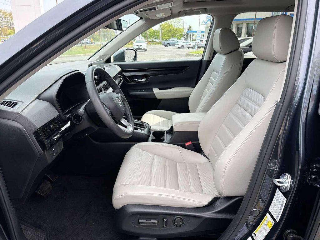 used 2024 Honda CR-V car, priced at $33,688