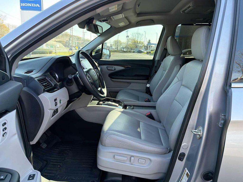 used 2017 Honda Pilot car, priced at $24,989