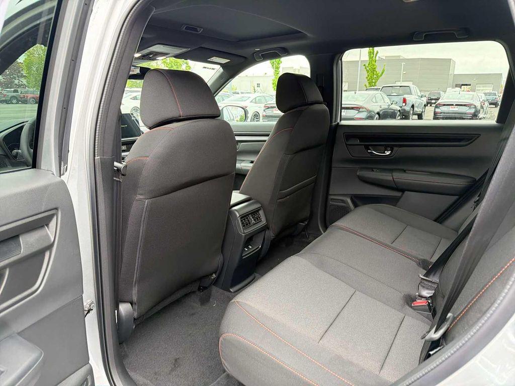 new 2026 Honda CR-V Hybrid car, priced at $39,579