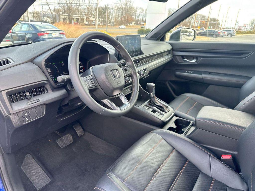used 2024 Honda CR-V Hybrid car, priced at $28,990