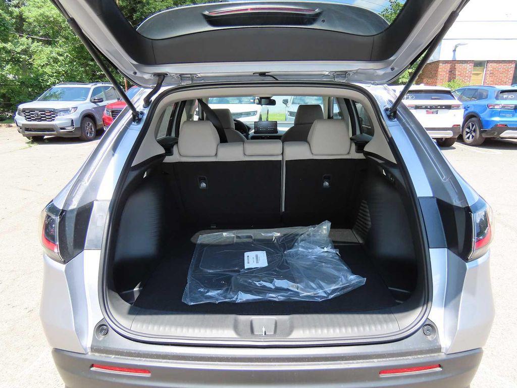 new 2026 Honda HR-V car, priced at $27,618