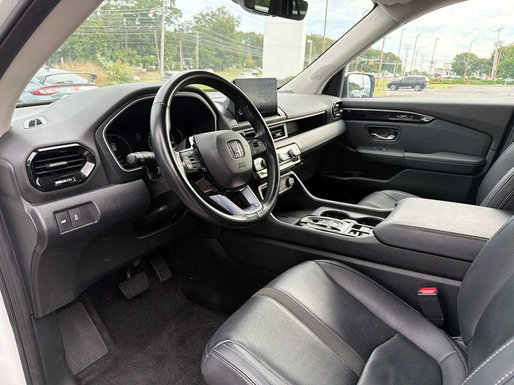 used 2024 Honda Pilot car, priced at $38,989