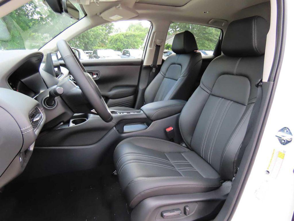 new 2026 Honda HR-V car, priced at $31,923