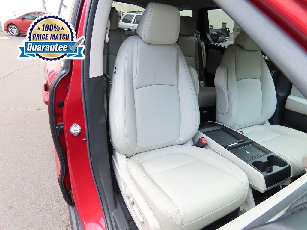 new 2026 Honda Odyssey car, priced at $43,454