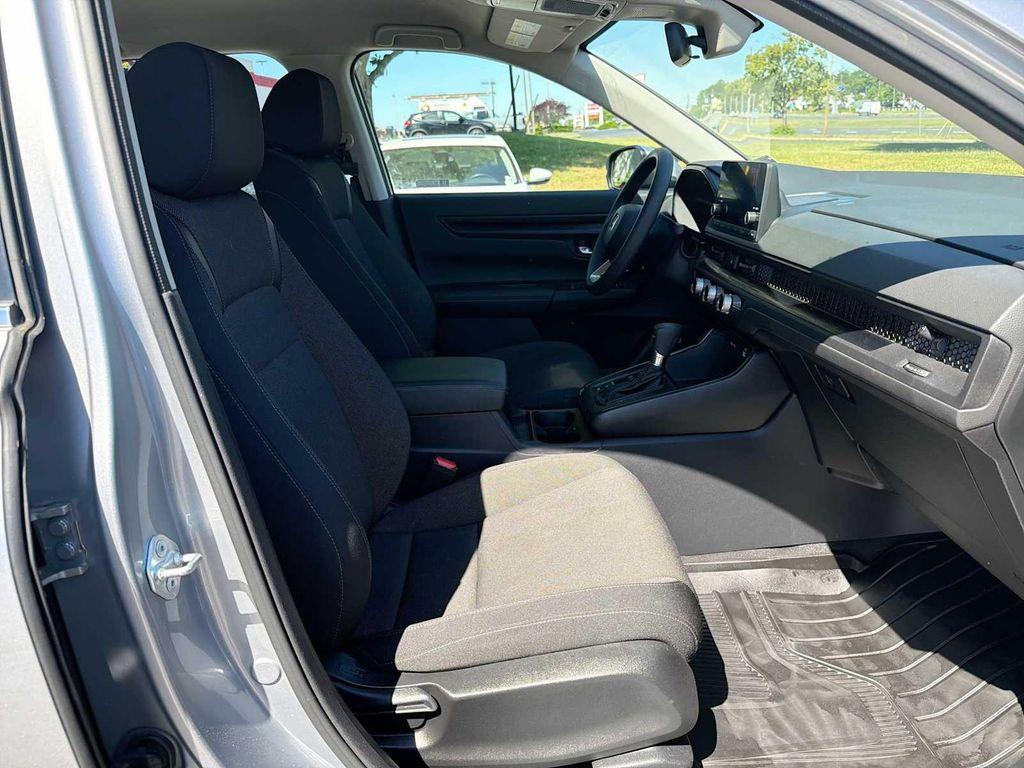 used 2023 Honda CR-V car, priced at $27,689