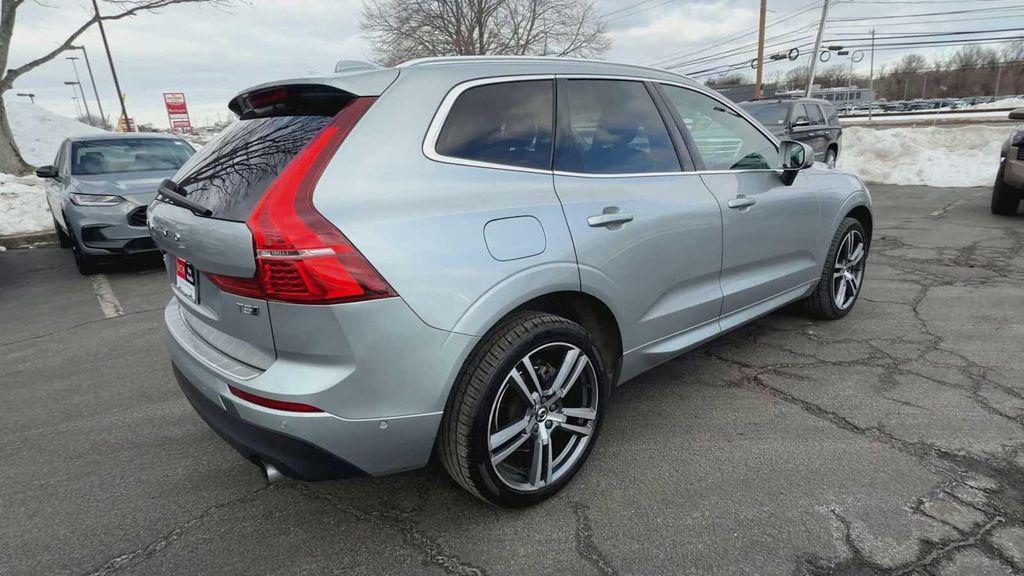 used 2018 Volvo XC60 car, priced at $15,990