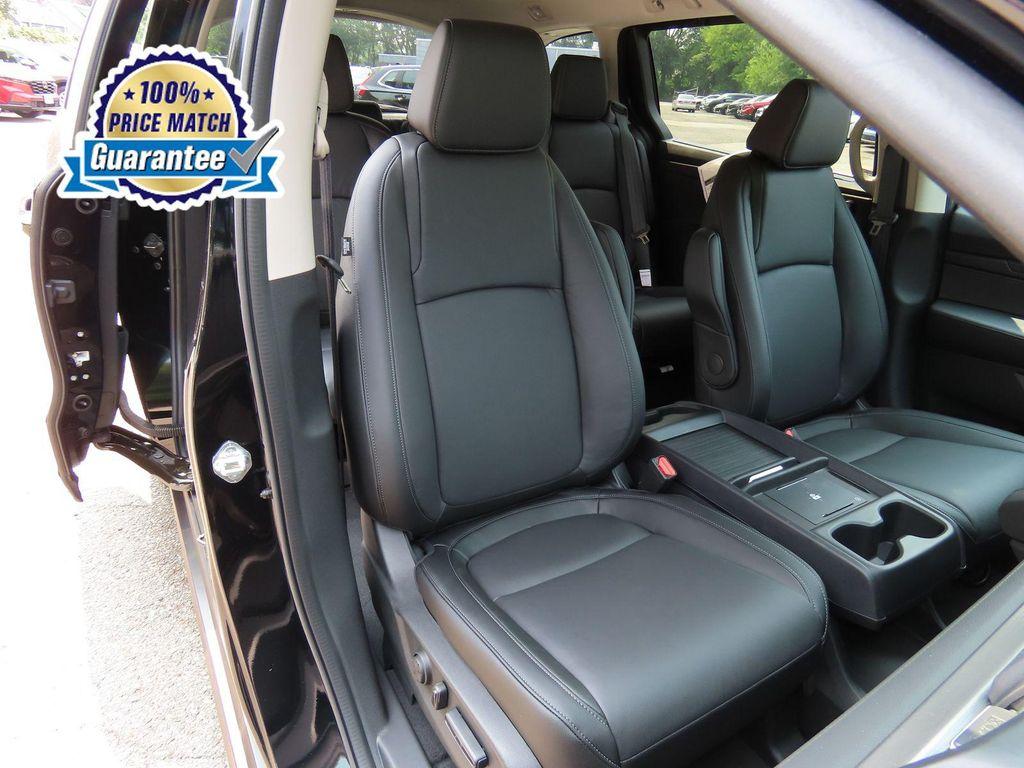new 2026 Honda Odyssey car, priced at $42,999