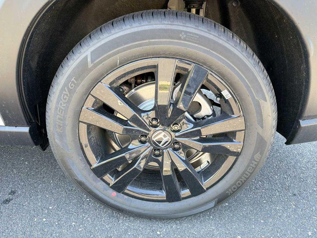 new 2026 Honda HR-V car, priced at $32,704