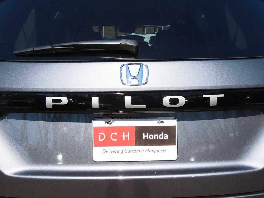 new 2026 Honda Pilot car, priced at $48,090