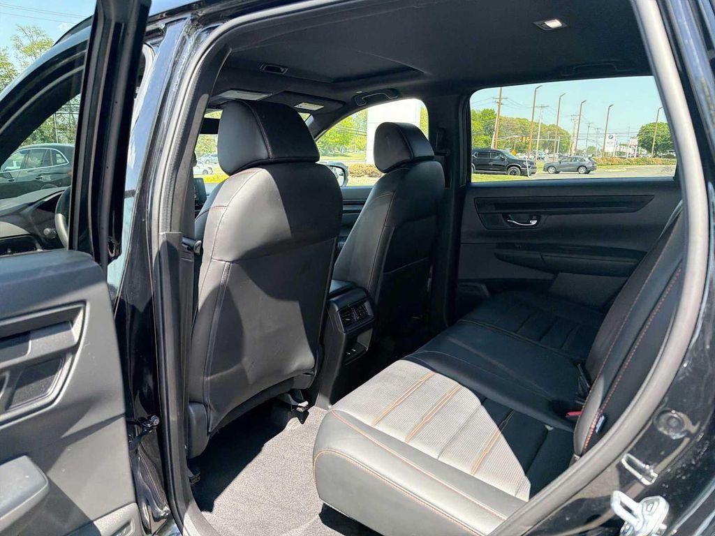 used 2024 Honda CR-V Hybrid car, priced at $33,888