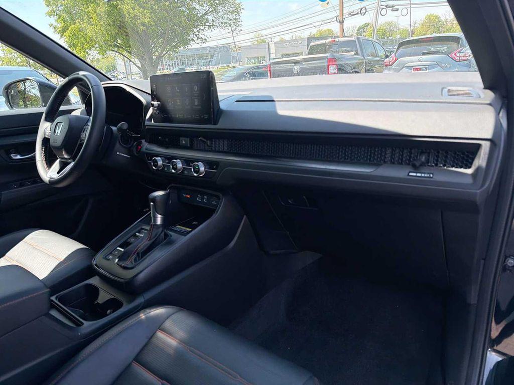 used 2024 Honda CR-V Hybrid car, priced at $33,888