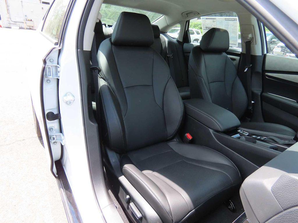 new 2025 Honda Accord Hybrid car, priced at $33,795