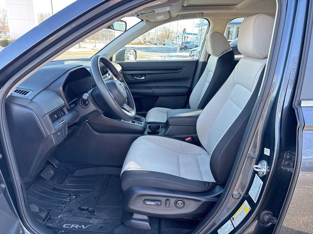 used 2023 Honda CR-V car, priced at $25,980