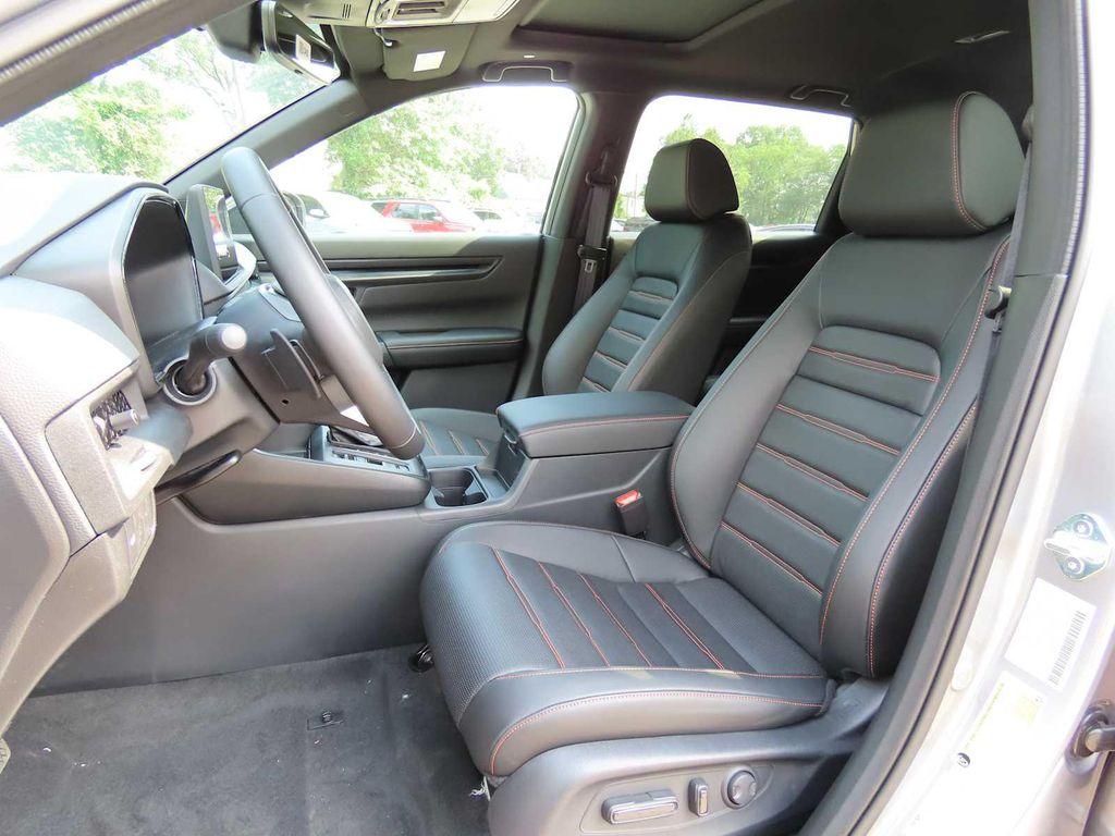 new 2026 Honda CR-V Hybrid car, priced at $40,652