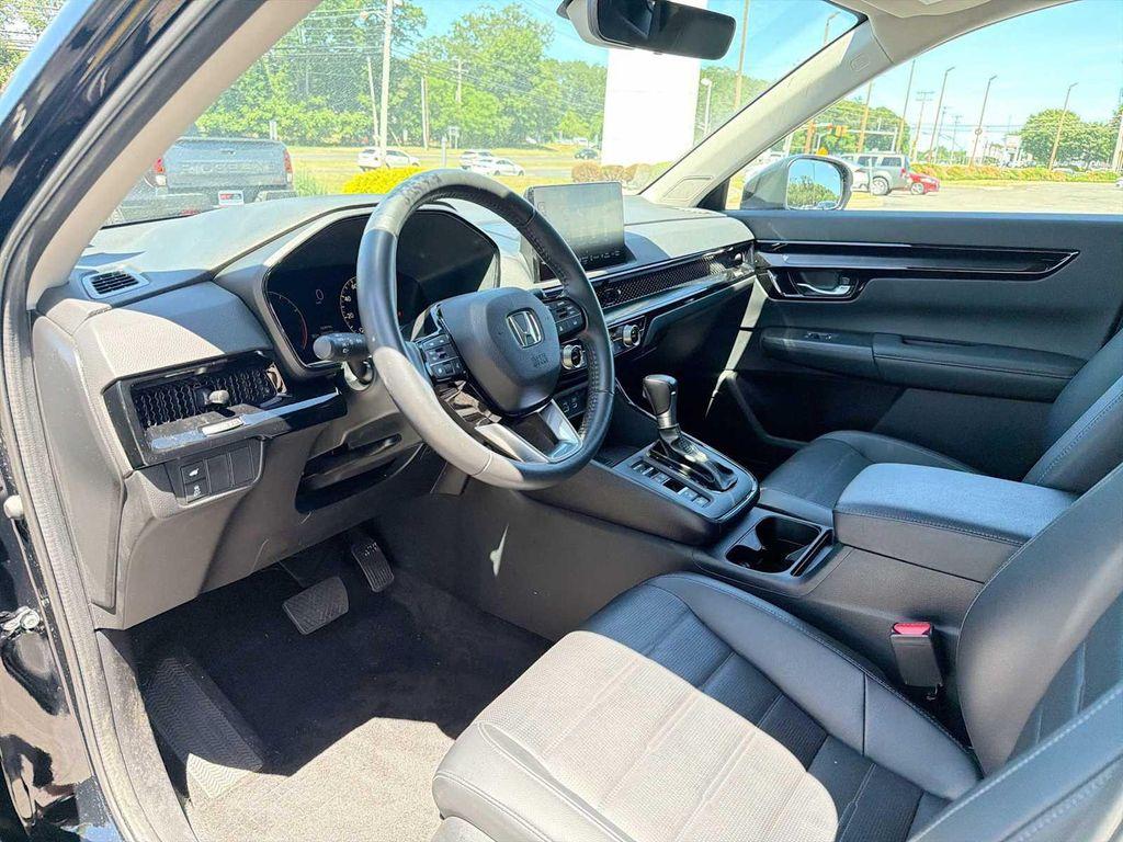 used 2024 Honda CR-V car, priced at $31,989