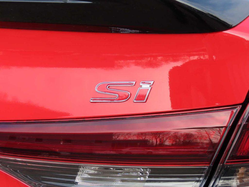 new 2026 Honda Civic Si car, priced at $33,689
