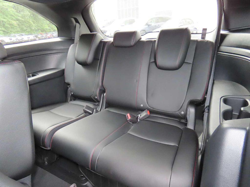 new 2026 Honda Odyssey car, priced at $45,596