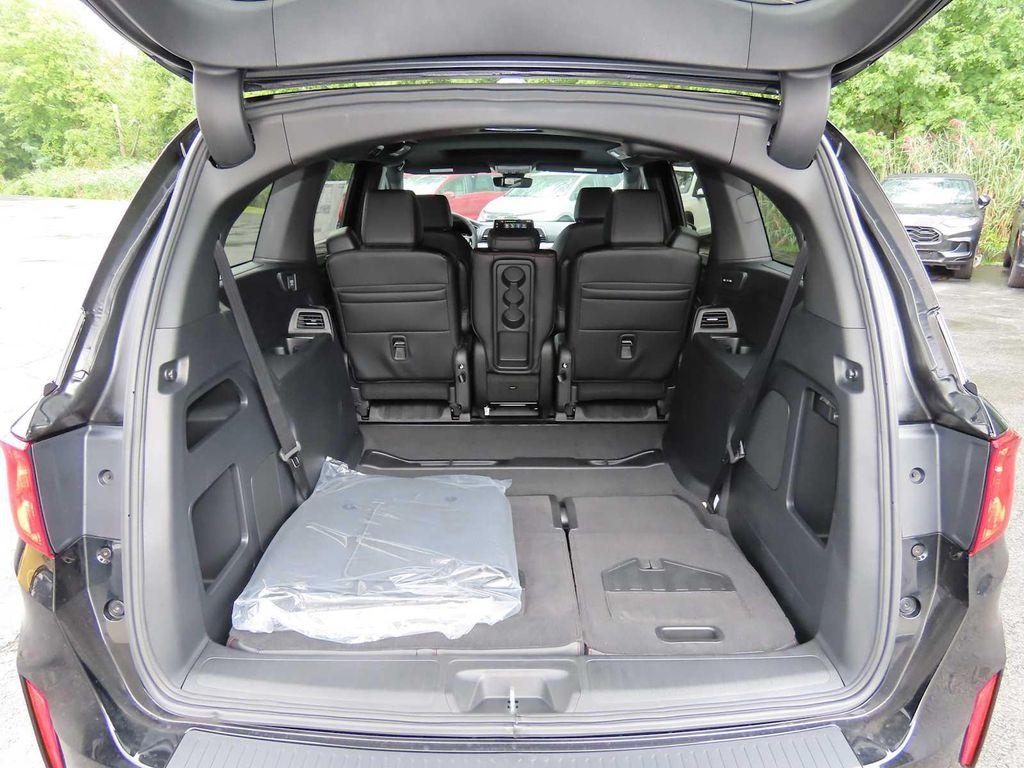 new 2026 Honda Odyssey car, priced at $45,596