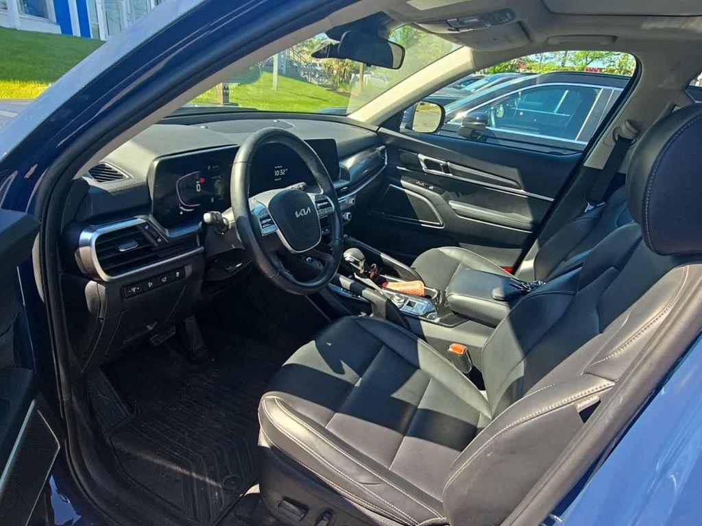 used 2025 Kia Telluride car, priced at $38,389