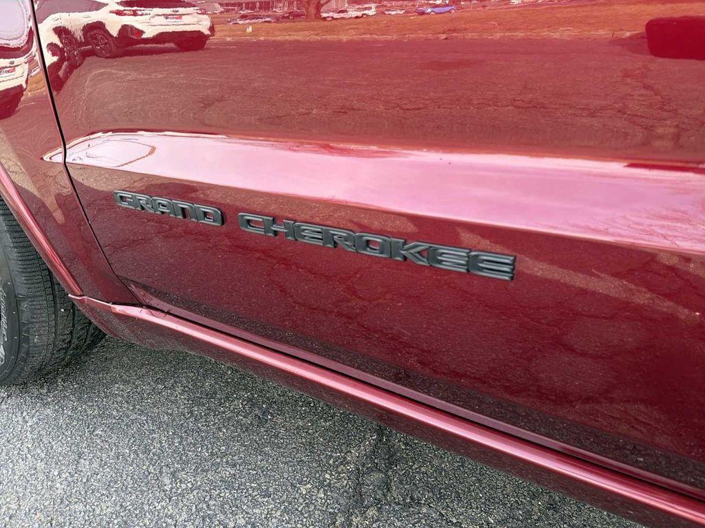 used 2019 Jeep Grand Cherokee car, priced at $19,990
