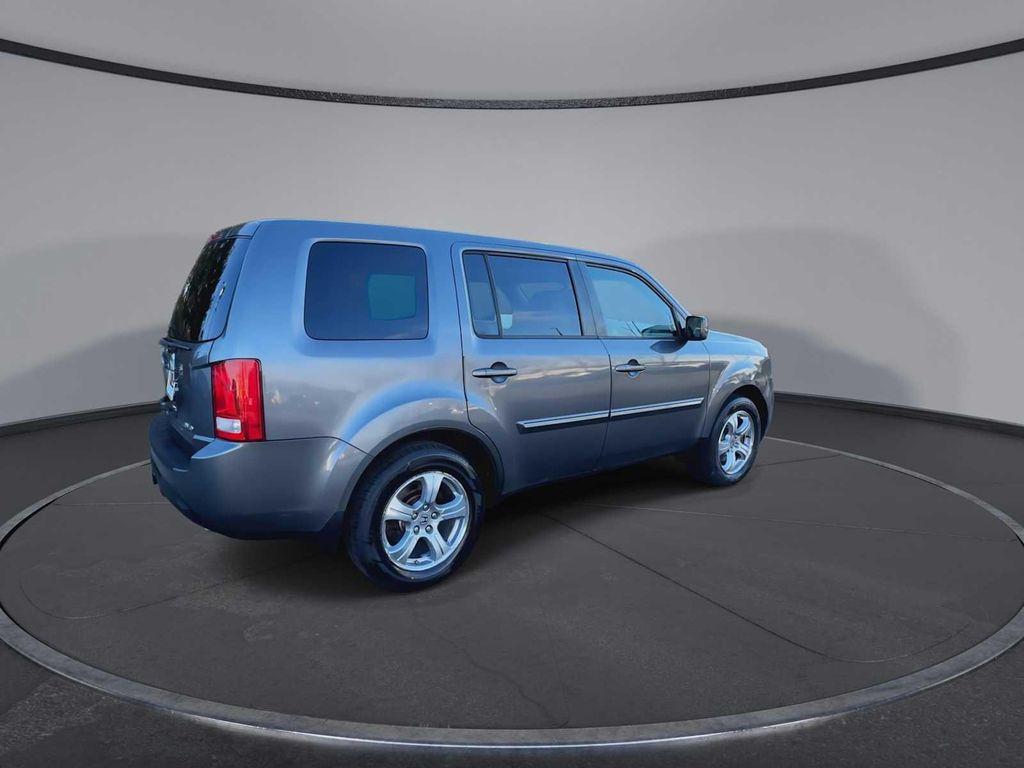 used 2013 Honda Pilot car, priced at $7,990
