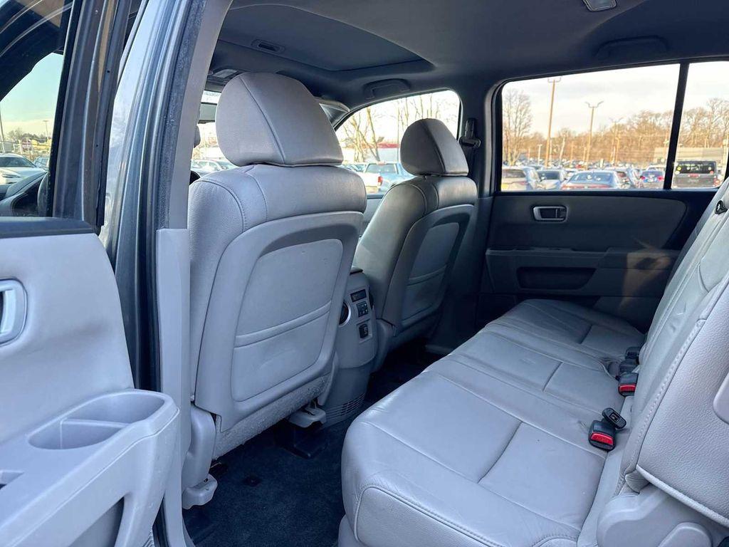 used 2013 Honda Pilot car, priced at $7,990