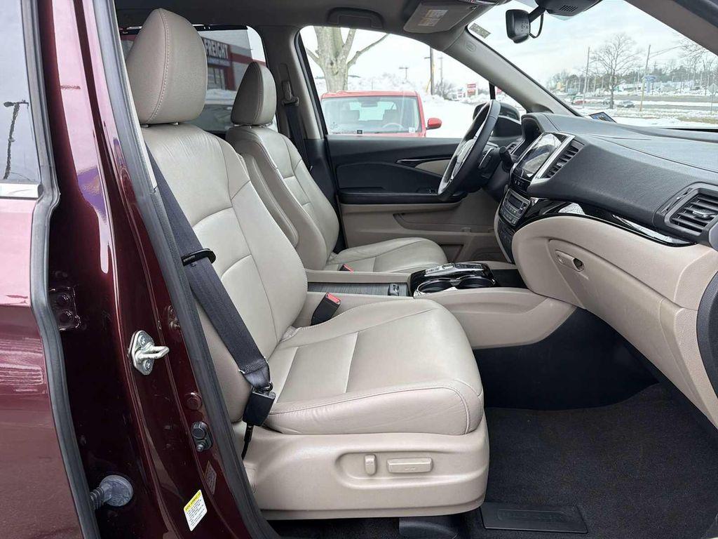 used 2016 Honda Pilot car, priced at $13,745